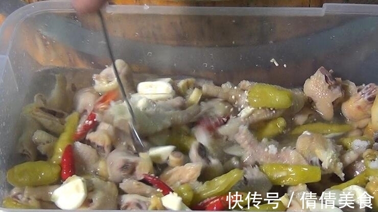 红花椒|想吃泡椒凤爪不用买，大厨教你在家做，酸辣爽口，今天泡明天吃
