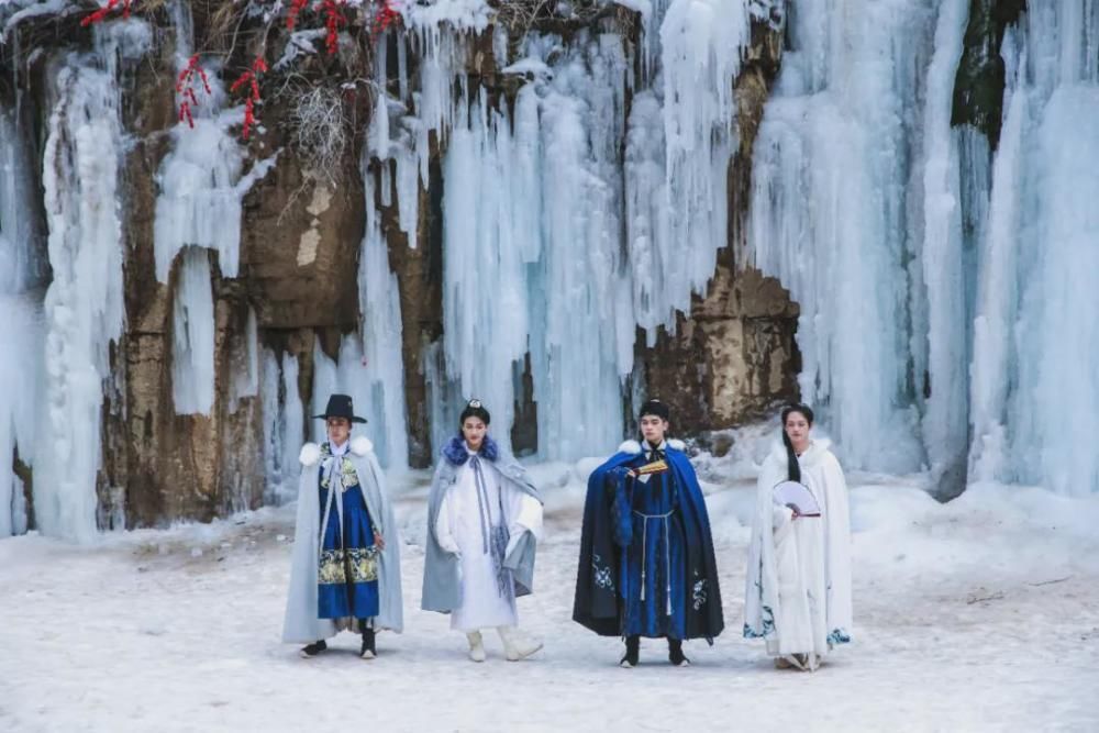 中年|春节周边游新“趣”处！舞龙汇演、冰挂雪景，云台山统统都有！