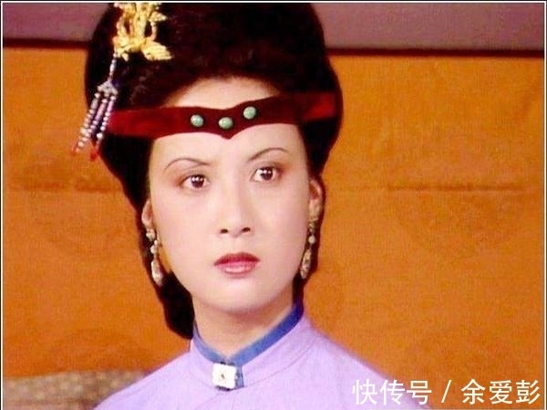 抄检大观园&抄检大观园暗示了贾宝玉的婚姻,贾府选了谁?王熙凤就是风向标