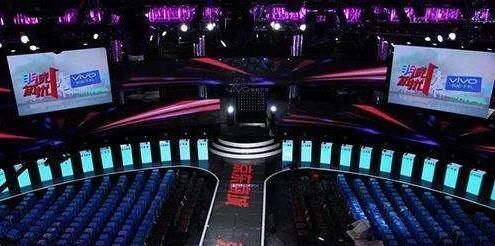 “相親節(jié)目”火了9年,結(jié)果全是“托”,知道女嘉賓從哪來(lái)的嗎?