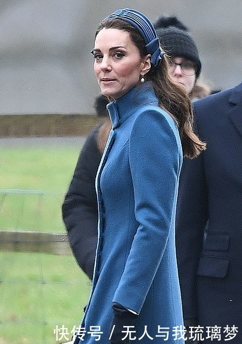 凯特王妃又穿裤装了,搭配高腰外套显腿长,原来低调也可以很美!