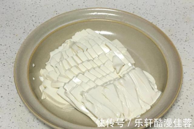 金针菇|对付秋老虎,不妨多喝这汤,5元煮一大锅,清肠刮油,鲜香又营养