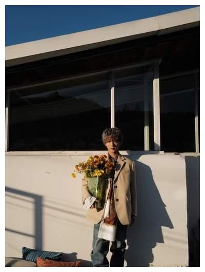 Super Junior成员艺声迷你四辑首周热销逾8万张 自身最佳纪录