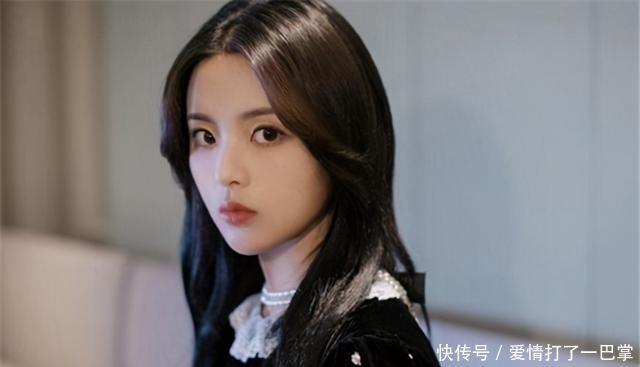 希望|杨超越从“辍学少女”到全村希望,年入三千万,她只用了2年