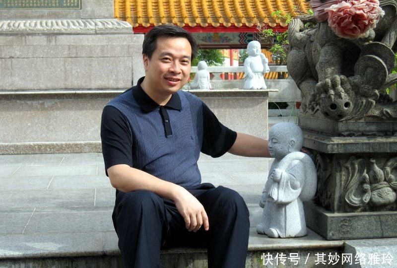 康震|康震,中国诗词大会的嘉宾评委,有人说他是徒有其表,你怎么看?