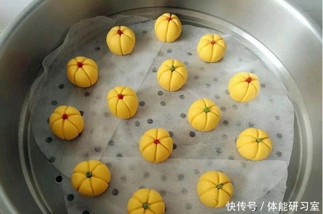 入秋后,别总大鱼大肉,这种食材3元1个,整一锅