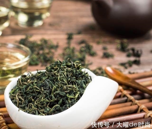 黑木耳|这5种食物虽然长得丑，女人每天吃一点，排出毒素更显年轻态