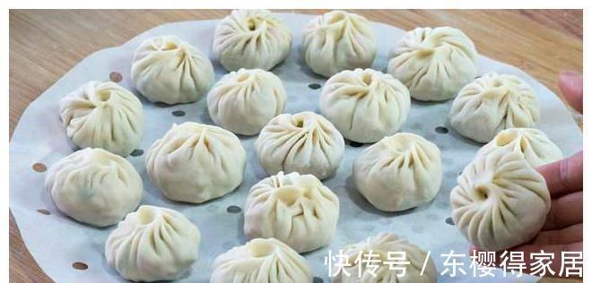 青萝卜|懒得做早餐?1张饺子皮吃出3道花样,比饺子好吃,比馒头简单