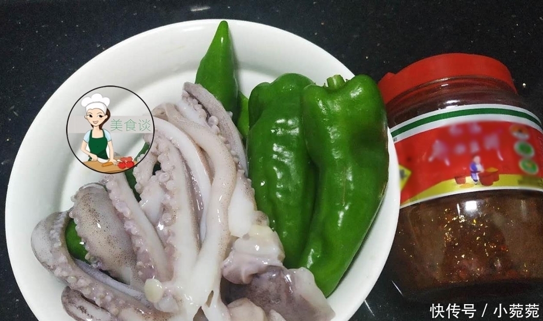 鱿鱼|一道简单的家常小炒菜,鲜香开胃,上桌准能胃口大开,做法还简单