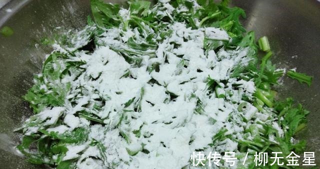 好吃|原来茼蒿还可以这样做，简单又好吃，网友直呼后悔没有早点看到！