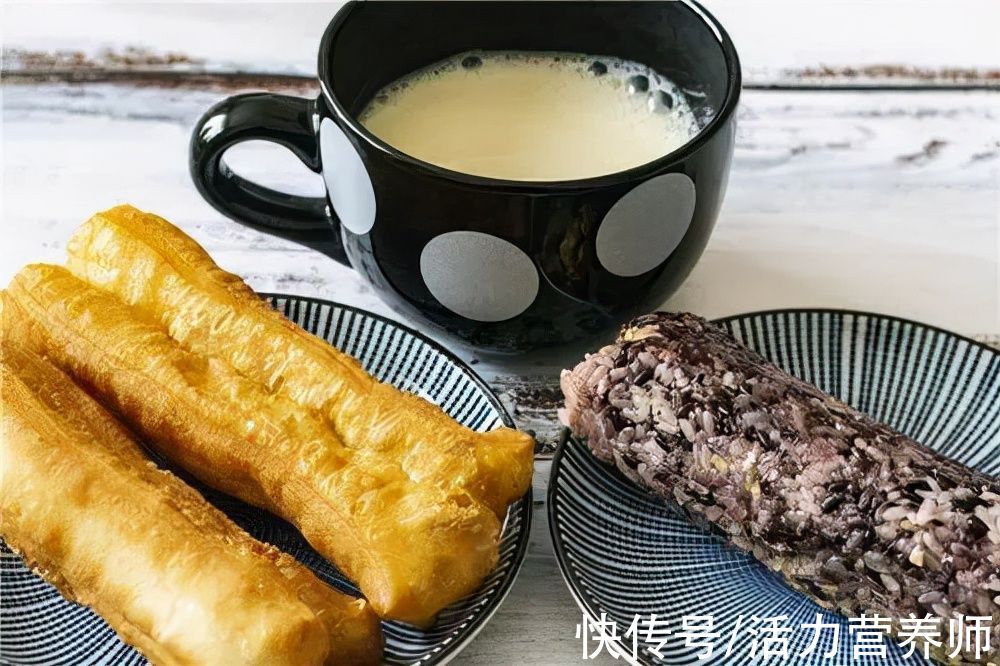 腰围|为什么越来越多的年轻人患肠癌?专家:除了吃以外,有这3点原因