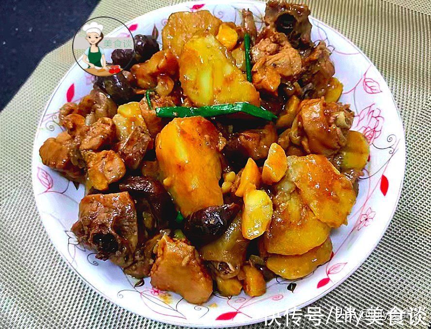 入秋后，吃猪肉不如多吃它，加土豆焖一锅太香了，秋补吃它特养人