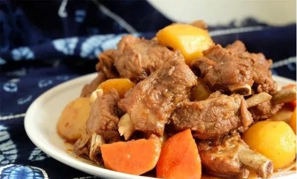 百吃不厌的几道家常菜,色泽诱人,吃一口满嘴香,味道好极了