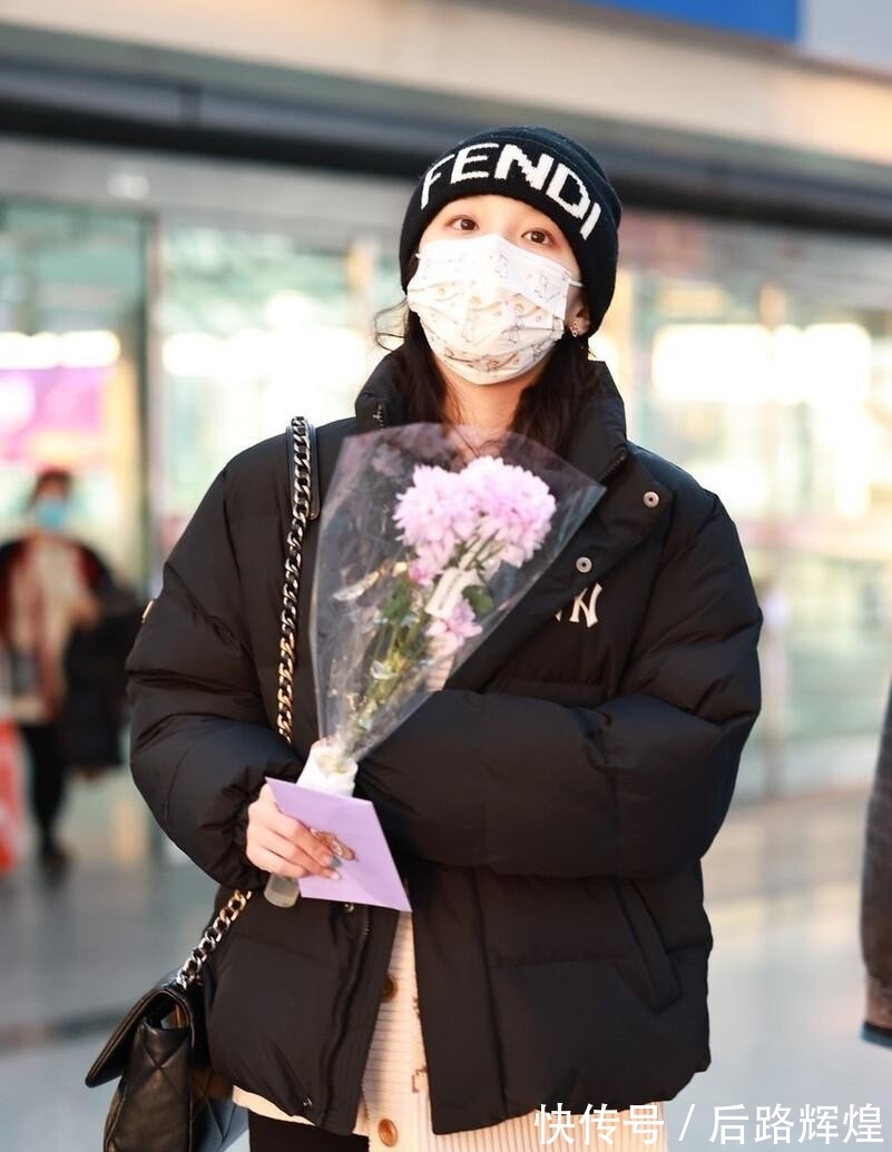 风格 毛线帽可不单能保暖,潮流达人的搭配才高级,减龄还有个性