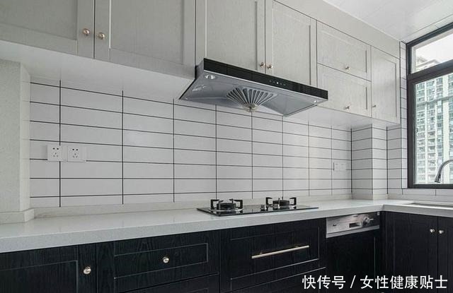 隔板式|房子入住后才发现，厨房这些设计很失败，花了很多钱却一点不实用！