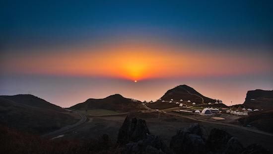 神秘湘西过大年：八面山景区房车部落开业迎客