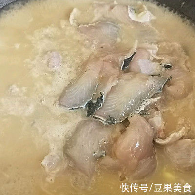 用#一学就会快手菜#青花椒鱼片 可以勾住家人的胃