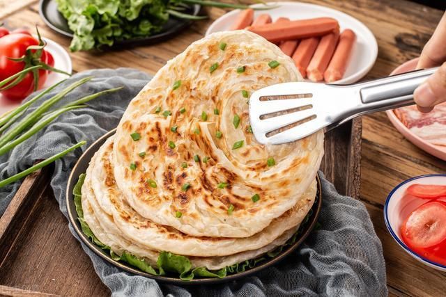 和面|不管烙什么饼,这5大诀窍要牢记,饼柔软又起层,放凉了也不硬