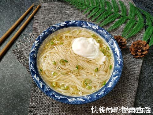 精盐|清汤面，面条直接煮就错了，难怪不筋道不好喝，大厨这样做才对