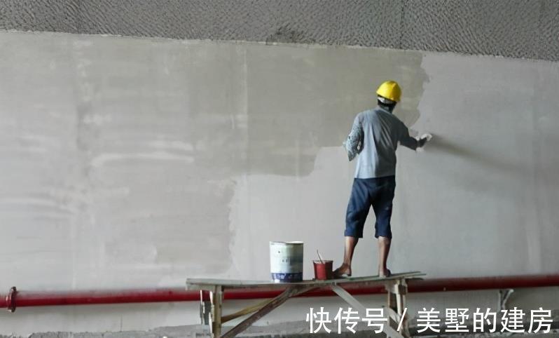 墙壁|当初为了省钱自己刮腻子,短短几天就后悔不已,大家要引以为戒!