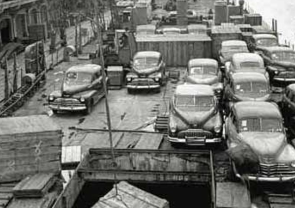 蒋介石|国民党败退大陆时,蒋介石究竟带走了多少黄金?统计让人惊讶!