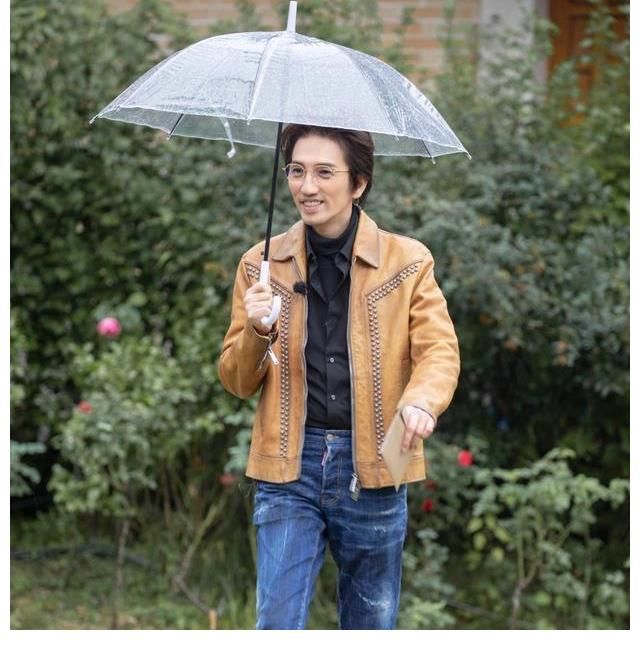 力壓《跑男》成收視扛把子，連人民日?qǐng)?bào)都成粉絲，這檔綜藝有多狠