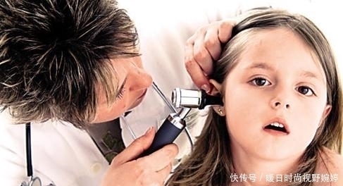 医院|两岁宝宝总喜欢摸脑袋,带去医院检查,医生:父母太大意了