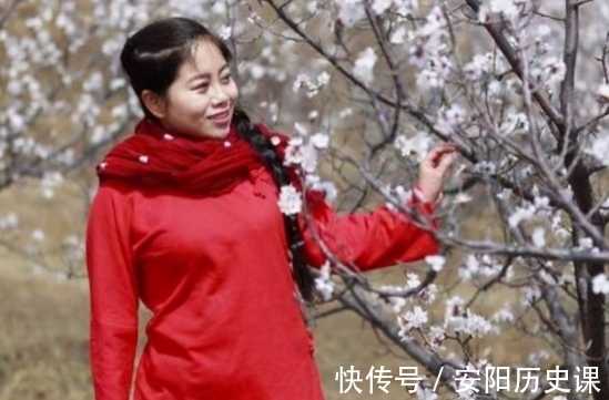 鳳凰傳奇|她為登上星光大道，傾家蕩產(chǎn)換來(lái)120萬(wàn)，淘汰后一怒之下曝光內(nèi)幕