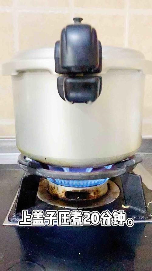 土鸡两次，合理安排有汤又有菜