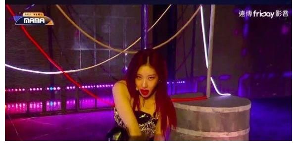 MAMA／ITZY舞台合作「超猛大咖」！他狠瞪留真 一句台词震撼全场
