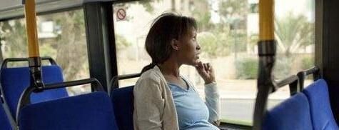 孕期|如果你怀孕了,最好不要将手机放这3个地方,对孕妈和胎儿都不好