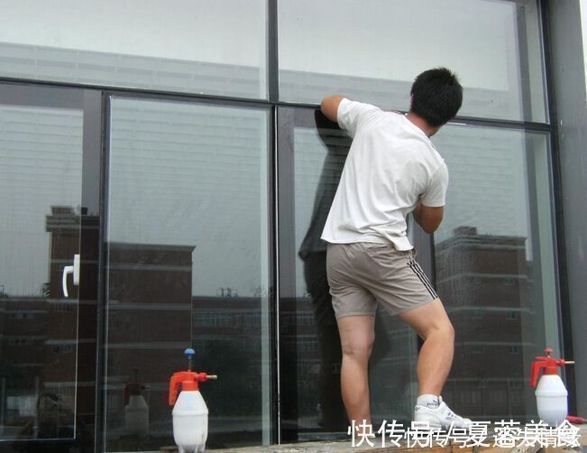 罗马杆|为什么有钱人家里很少有装窗帘?一听老师傅的话,才知我家落后了