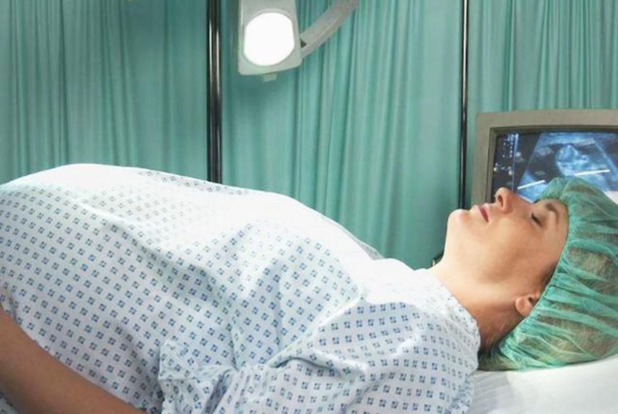 帘子|“生个孩子,尊严都没了”,宝妈回忆生产脱裤子只是“开胃菜”