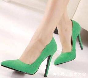 优雅 尖头高跟鞋,提升女人高贵气质,显现迷人的优雅风采!