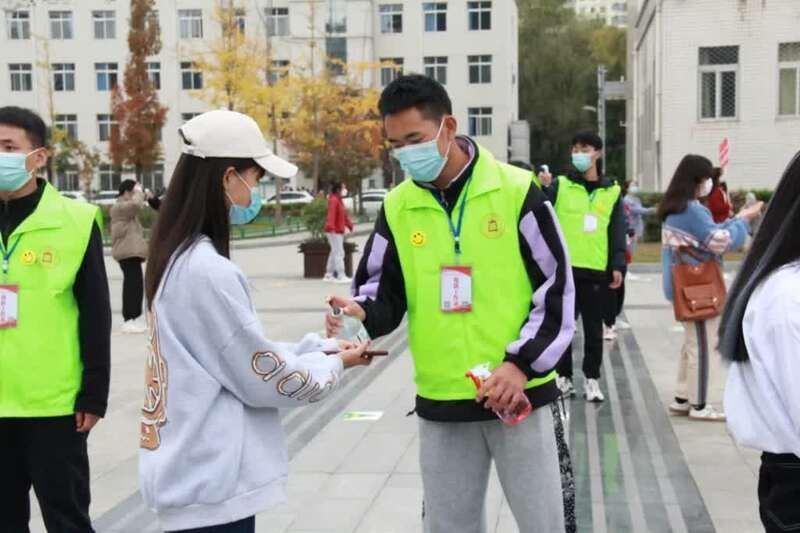 甘肃|甘肃高校：师生齐心保校园“疫”尘不染