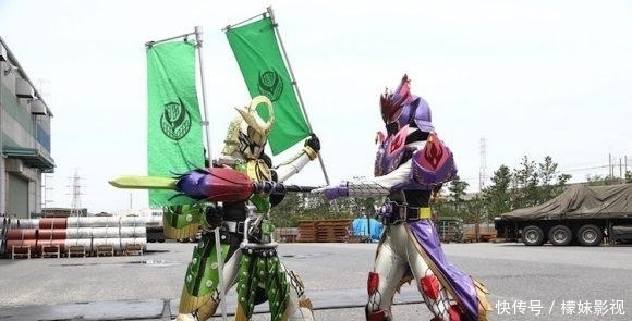 假面|假面骑士圣刃:榴莲妹妹和程奈被吓呆了