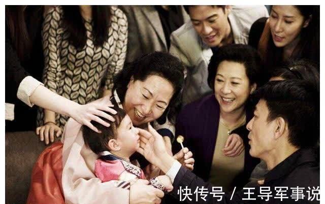 二胎|25岁和45岁宝妈,同样是生二胎,产后半年三个方面差距令人唏