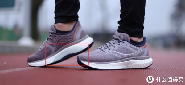 慢跑 跑了40公里后,才发现索康尼和亚瑟士差距,竟然这么大!