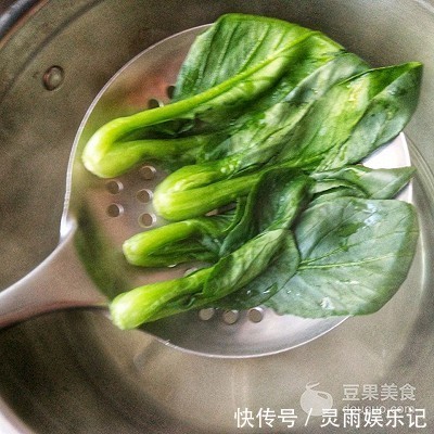 肉食者|腊味煲仔饭――做出好吃的饭原来可以这么简单!#肉食者联盟#