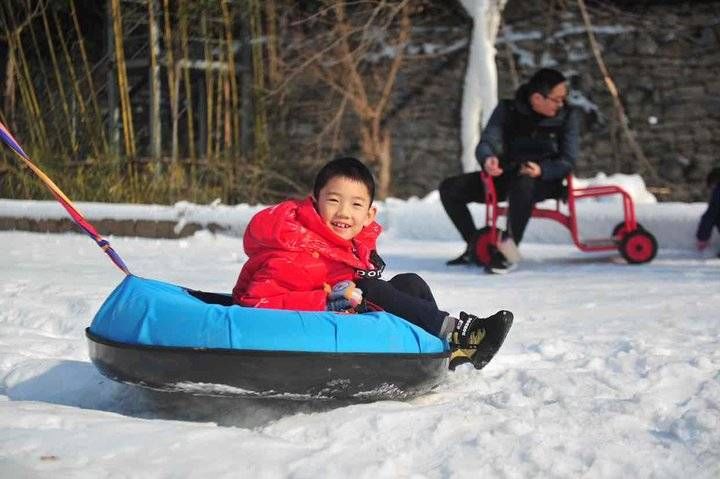 假期|元旦假期滑雪忙，成游客出游首选