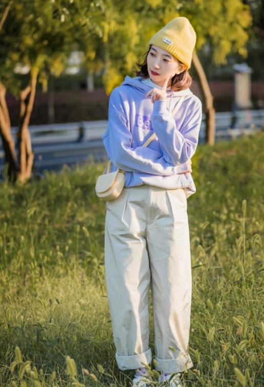 下半身 小个子穿卫衣竟然这么时髦!选择这几种流行色,活力十足还不挑人