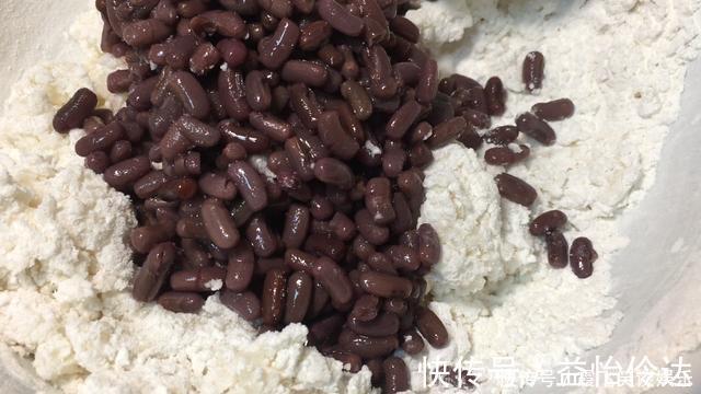 红豆糯米糕|一碗糯米粉 一把红豆 上锅一蒸 做出来的红豆糯米糕软糯Q弹超简单