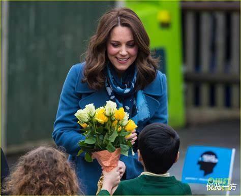 冬天围巾如何搭配?看凯特王妃围巾搭出温暖气场