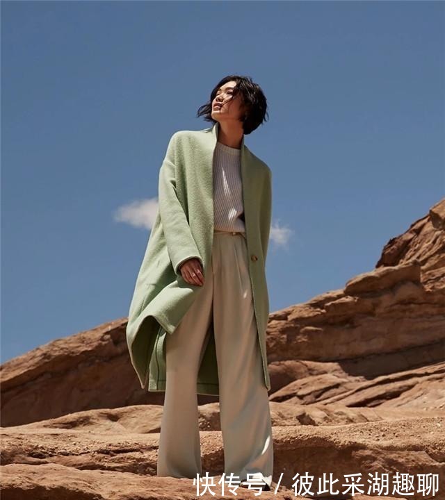 大衣|冬天“大衣”别乱穿,有品位的女人喜欢搭阔腿裤,优雅知性有韵味