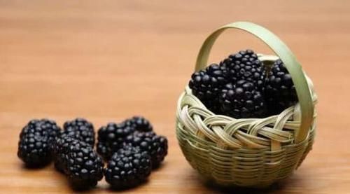 女性爱美要多吃几种食物，美容养颜，改善体质，好处多多