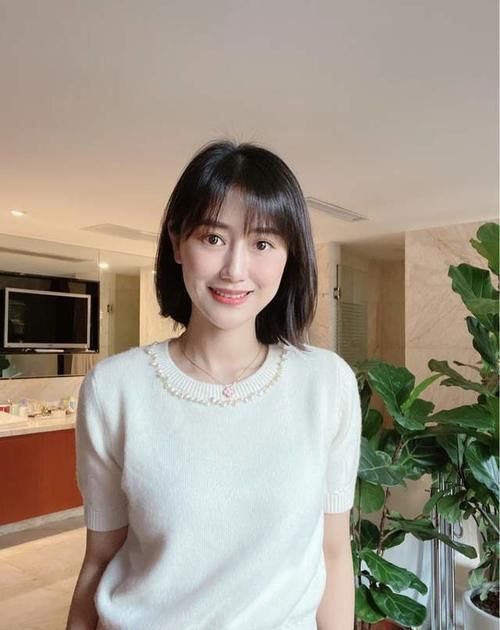 雷区|中年女性烫头显老?教你几招,避开雷区又时髦