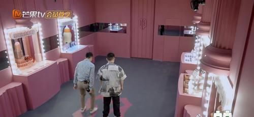 瑞奇|《哥哥》：一開始以為是看哥哥們答題，看完后才發現原來主角是門