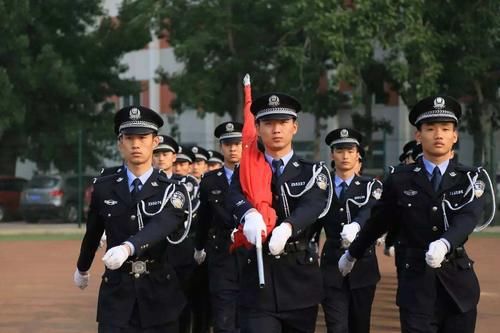 行业|警察行业最牛的3所“警校”，毕业后就是铁饭碗