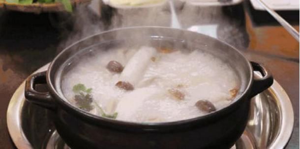 沫子|煮猪肉的“白沫”是脏东西还是营养物质,9成人没猜对,真是白吃