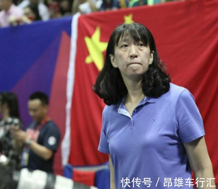 刘国军|中国女排幕后功臣,官职比郎平高却甘当绿叶,军人丈夫苦等她14年